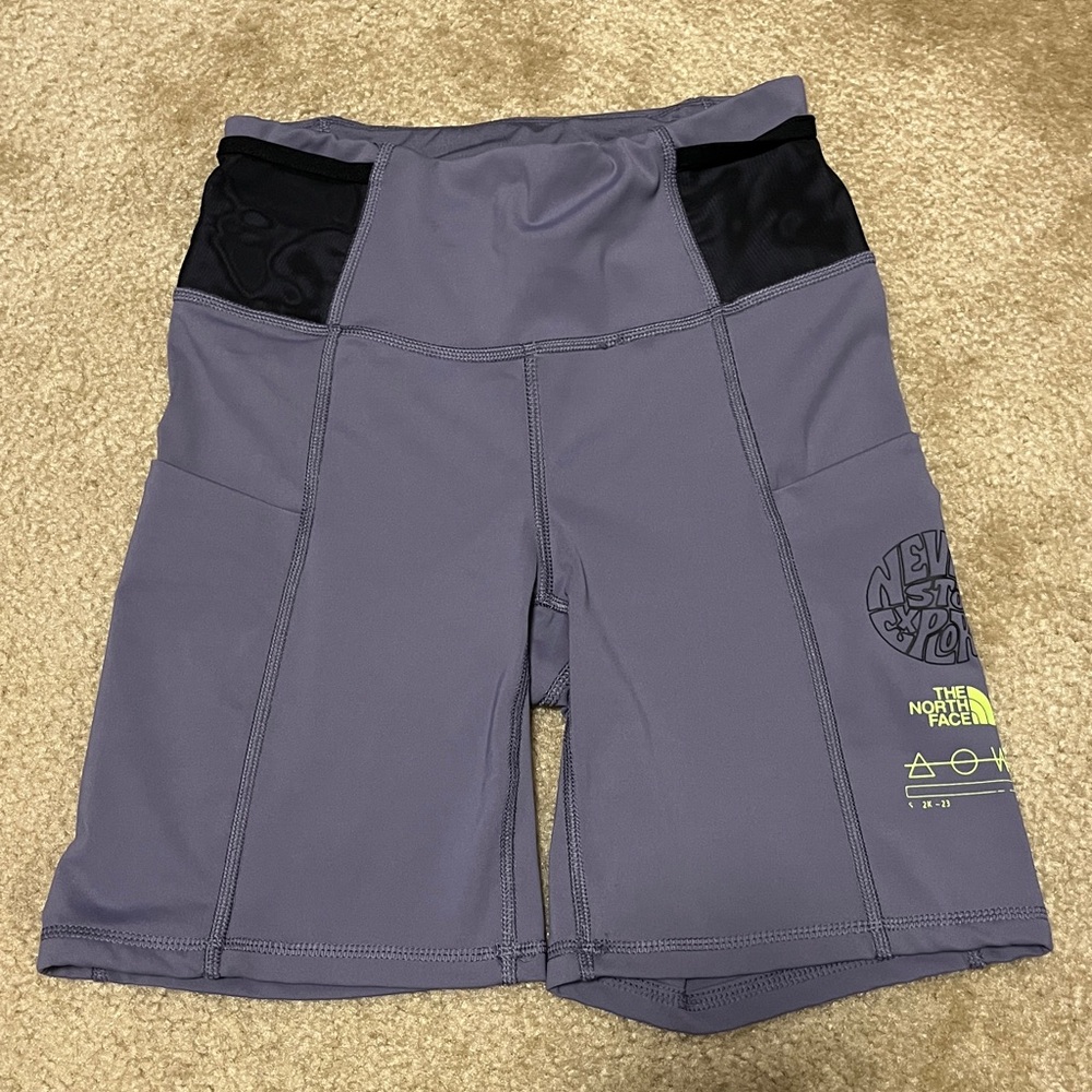 The North Face Trailwear QTM Bike Run Shorts - muted purple - size Small.